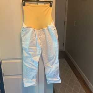 Maternity white cropped jean capris